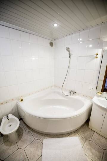 Фото номера Двухместный номер с 1 кроватью и балконом Гостевой дом Apartamentai Ringauduose г. Рингаудай 19
